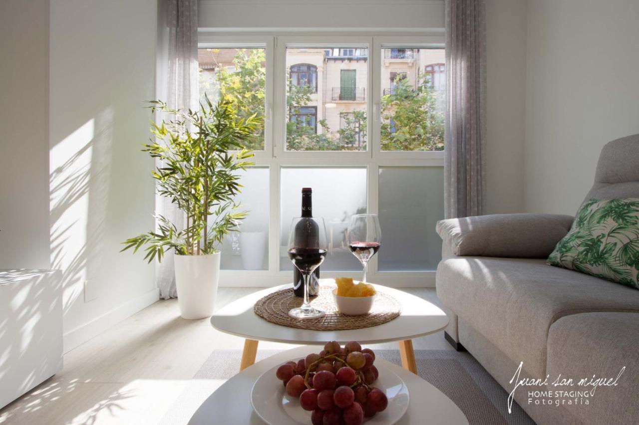 La Garnacha Apartment โลโกรโญ ภายนอก รูปภาพ